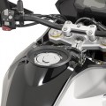GIVI Μεταλλικό Πέταλο TankLock BF31 για BMW G 310 GS  ΒΑΛΙΤΣΕΣ / ΒΑΣΕΙΣ / TANKBAG